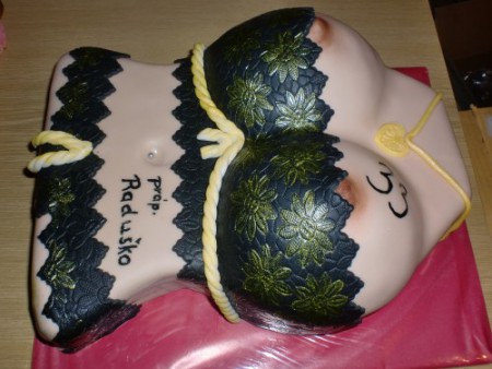 Torzo v čierno-zlatom.. )